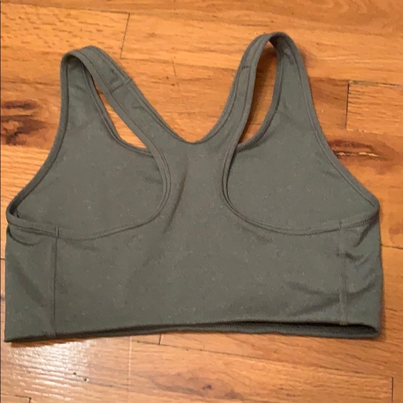 Nike sports bra - Picture 2 of 3
